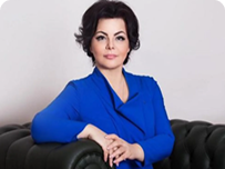Елена Николаева