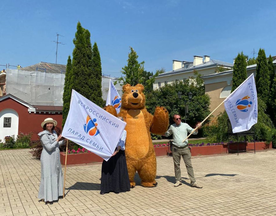Всероссийский Парад Семьи в Калуге объединил веру, любовь и праздник