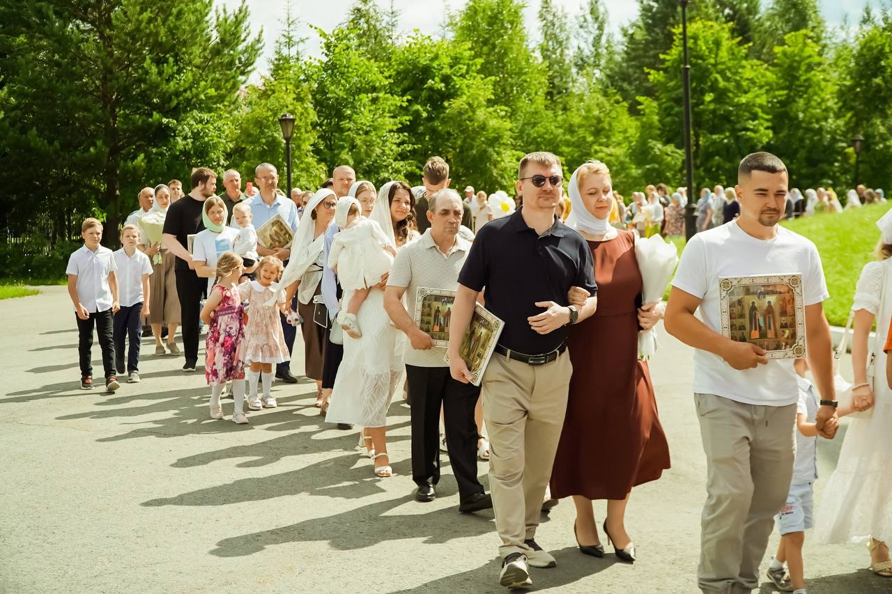 В г. Лангепас (ХМАО) прошёл Всероссийский Парад Семьи!